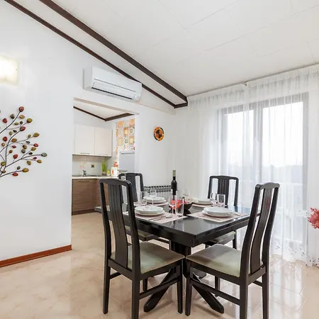 Apartman Aristela Póla
